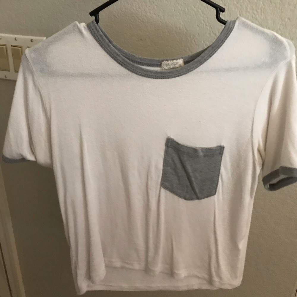 Brandy melville white/ grey pocket tee